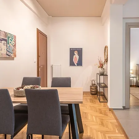 Gem In Koukaki Apartment