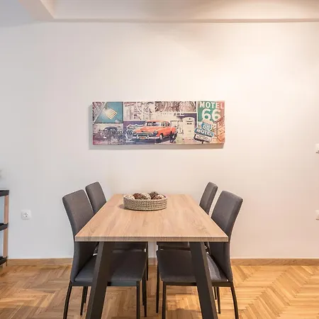 Gem In Koukaki Apartment *