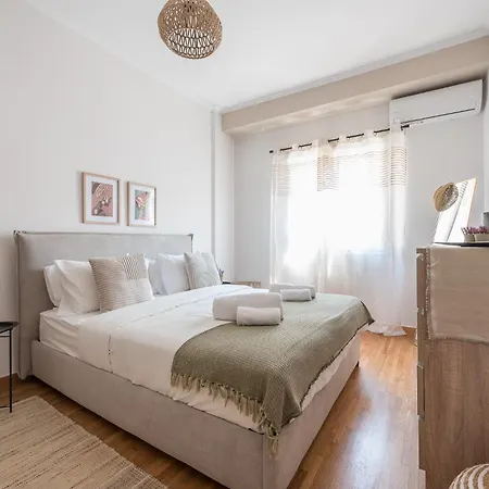 Gem In Koukaki Apartment