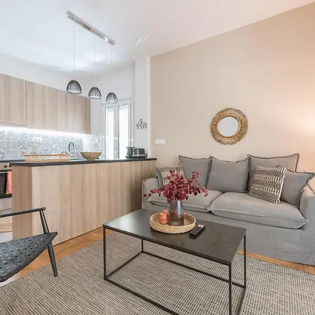 Gem In Koukaki Apartment